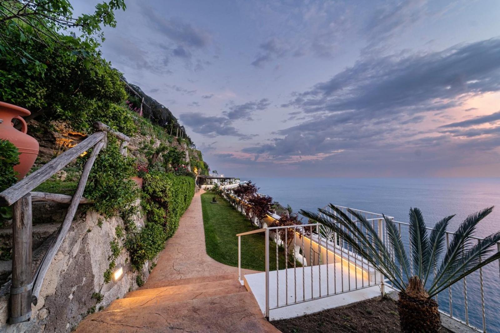 Villa Costanza Amalfi Coast Майорі Екстер'єр фото
